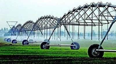 230 KG Metal Pivot Irrigation Setup από την Superior Farm Irrigation Tech Η λύση για τη βέλτιστη ανάπτυξη των καλλιεργειών