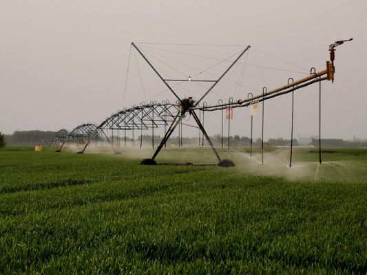30 ιντσών Διαμέτρου Κέντρο εξοικονόμησης νερού Πυροβολητικό εξοπλισμό ψεκαστήρα άρδευσης με κινητήρα κινητήρα και βάρος 230 KG