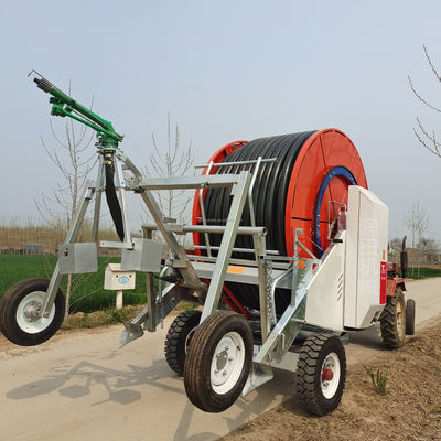 2000 KG χωρητικότητα βαριά βροχή όπλο ψεκαστήρα τροχιά 360 μοίρες περιστρεφόμενο αυτόματο σύστημα άρδευσης για αγροκτήματα ανθεκτικό μεταλλικό υλικό